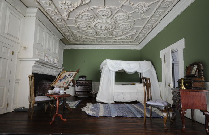 History of Kenmore Dollhouse (4)