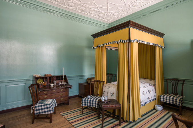 Bed and Desk