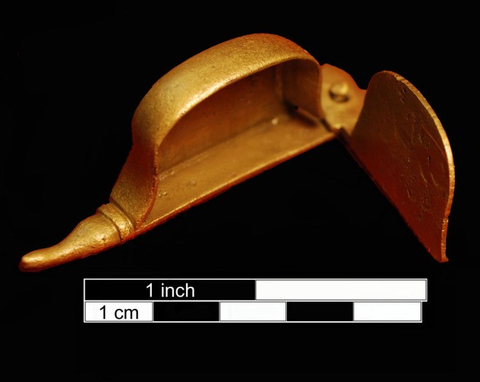 To burn efficiently and ensure a clean flame, the cotton wicks of candles needed to be trimmed frequently. This tool, known as a wick trimmer (above and below), was used for this purpose. Due to the mundane and constant nature of the task, household slaves were often charged with maintaining candle wicks.