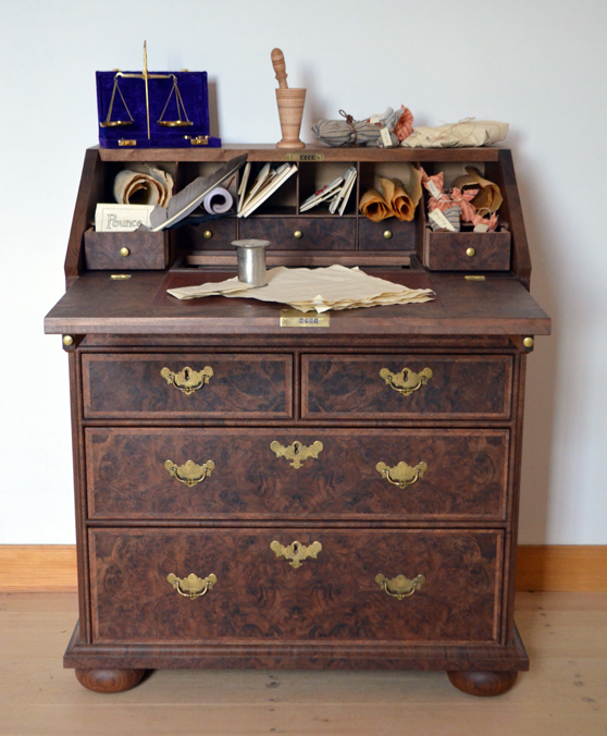 Mary's Desk 1